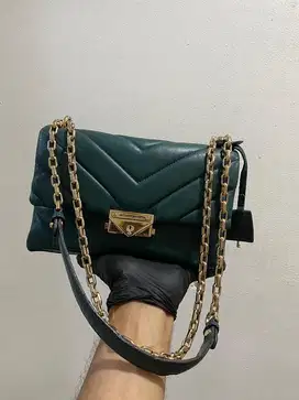 Slingbag michael kors cece green leather original (sale) net pria e