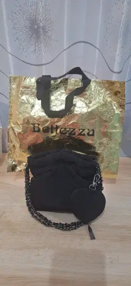 Tas tenteng Bellezza.Warna Hitam