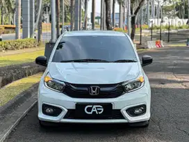 Brio E CVT at 2024/ Brio E CVT new matic automatic putih 2024