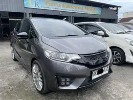~ Honda Jazz RS Yang 1.5 CVT 2015 ~