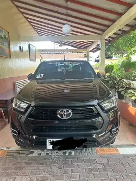 Toyota double cabin hilux V 2022