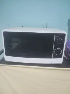 microwave sharp masih baru