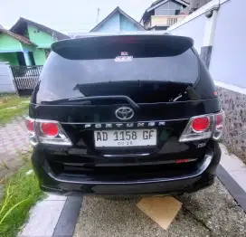Toyota Fortuner G manual  th 2013 asli ad tanham1.