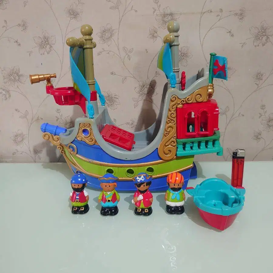 mainan kapal bajak laut early learning centre elchappyland pirate ship