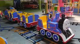 Kereta Lantai Thomas