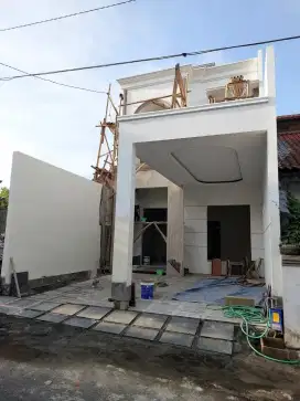 Rumah Baru Gress Sulfat Malang
