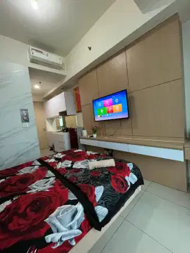 Sewa apartemen harian transpark Juanda Bekasi