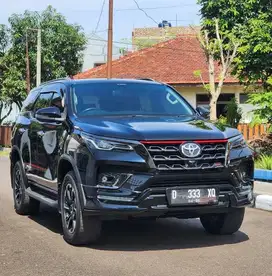 Toyota Fortuner 2.4 VRZ TRD AT 2021 Facelift