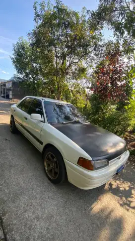 Mazda interplay 323 tahun 1992