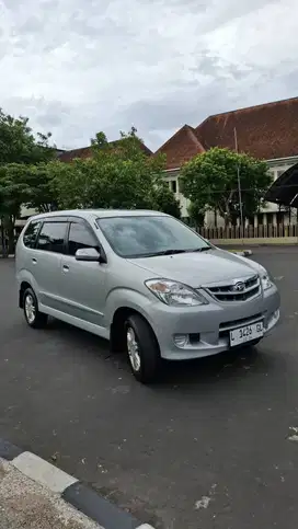 Dijual Daihatsu Xenia Xi Deluxe 2009
