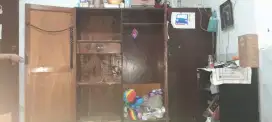 Lemari baju 3 pintu