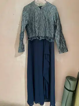 Gaun pesta wanita