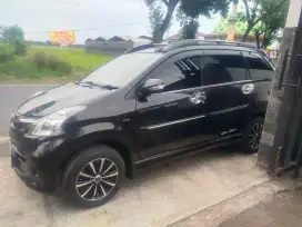 Avanza Veloz tahun 2012 matic punya pribadi bukan rental.