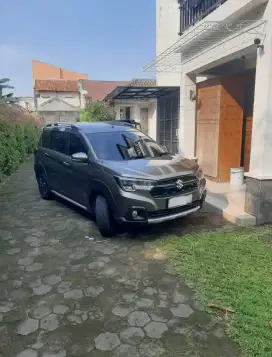 Suzuki XL7 2024 Nik 2023 pribadi tangan 1 standar jual cepat nego