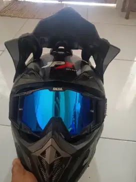 Helm jpx size M