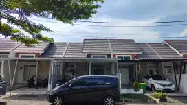 Dijual rumah hadap taman di BCC cluster Sherwood akses toll n statsiun