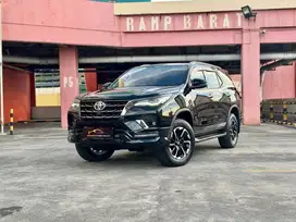 Toyota Fortuner 2.8 GR Sport 2022