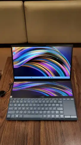 Asus Zenbook Duo i7 gen 10
