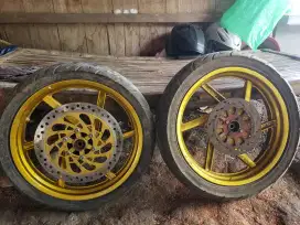Velk motor bekas