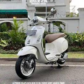 PIAGGIO PRIMAVERA 150 IGET ABS Tahun 2022 WARNA PUTIH FAVOURITE