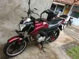 Dijual MOTOR YAMAHA ViXION NVL 2013