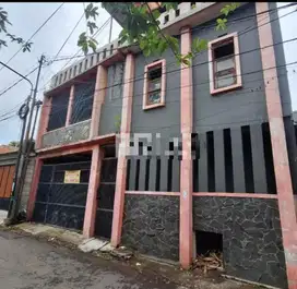 Rumah MURAH 3 lantai siap huni di Jl. Kp. Sukamaju