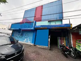 Disewakan Ruko Strategis Pinggir Jalan Ramai Dekat Tol & Swalayan