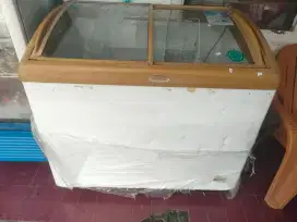 Freezer kaca 330L