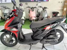 Honda BEAT CBS MERAH HITAM
TAHUN 2023