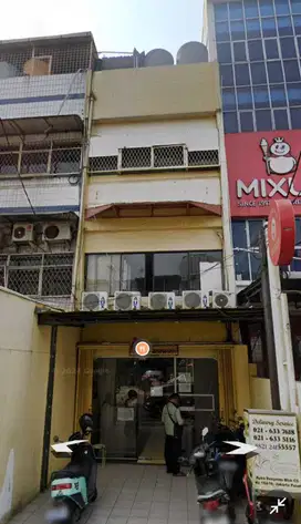DISEWAKAN RUKO TANJUNG DUREN UK 4.35X20 LOKASI STRATEGIS DAN RAMAI