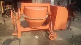 Jual Molen Cor Beton Naga Mas Kondisi Mulus Siap Kerja