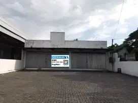 Disewakan Ruko jalan Raya Jeruk Lakarsantri Menganti dekt Wiyung