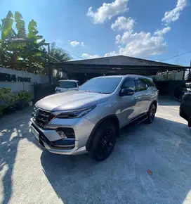 VRZ GR 2.8 SPORT DSL 2024 Km 5 Ribu Unit Seken Rasa baru