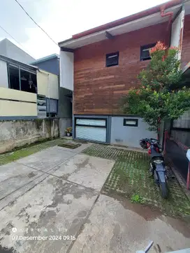 DIJUAL RUMAH INDUSTRIAL Lokasi Strategis Di Cikutra Kota Bandung