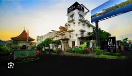 Villa lingkungan mewah green hills ada kolam renang bonus furniture