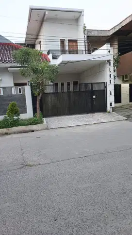 Dijual Cepat Rumah Bagus 1 1/4 lt Di Cengkareng Indah