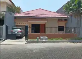 Manyar Siap Huni Row 2 Mobil Lokasi Strategis Akses Mudah
