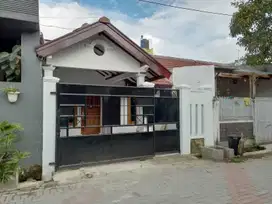 DIJUAL RUMAH SIAP HUNI – PERUMAHAN MUTIARA GADING TIMUR
