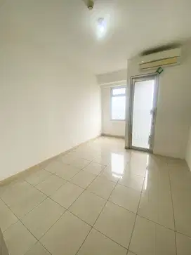 Green Bay Pluit sewa studio kosongan free Ac siap huni View kota