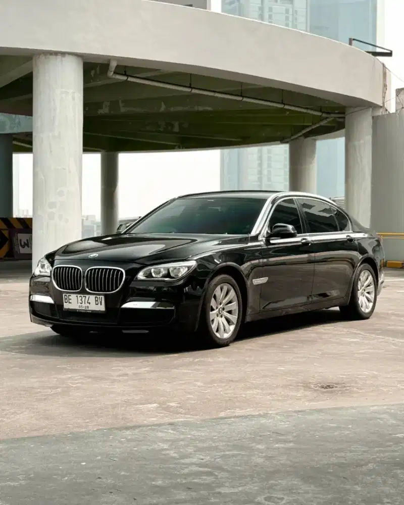 BMW 730Li AT MATIC 2014