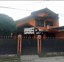 Rumah MURAH Lelang 2 lantai siap huni bagus Jalan Cebek Ciputih