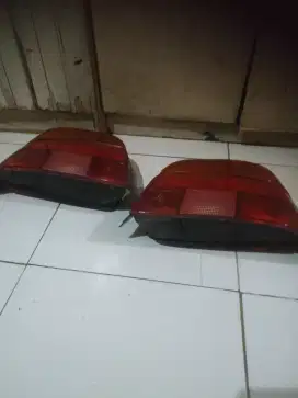 Jual lampu belakang bekas mubil bmw