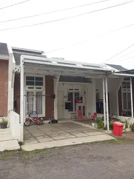OVER KREDIT CEPAT BU RUMAH SCANDINAVIA CIJAMBE PASIRJATI BANDUNG