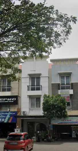 Turun Harga Dijual Ruko Taman Cemara Harapan Indah sebrang uniqlo
