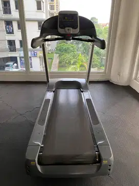 Treadmill Precor 956i