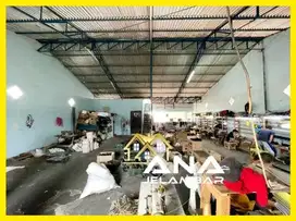 ANA RUMAH GUDANG MURAH 2LT LUAS 11X15M BEBAS BANJIR DI JELAMBAR