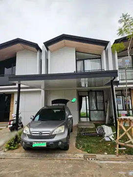 DISEWAKAN CEPAT RUMAH 3 KAMAR 4 AC DI CENDANA COVE LIPPO KARAWACI