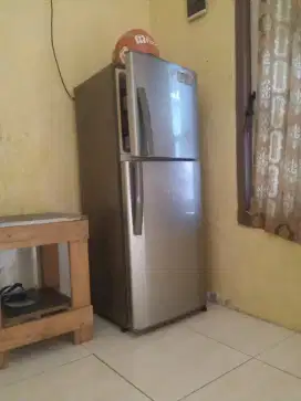 Lg 2 pintu normal.