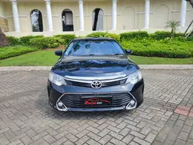 ( TDP : 5jt ) Camry V 2.5 AT 2018 Hitam