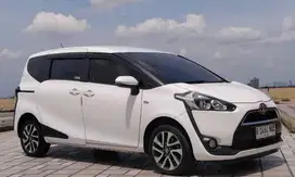(Dp.15jt) Toyota Sienta V AT 2018